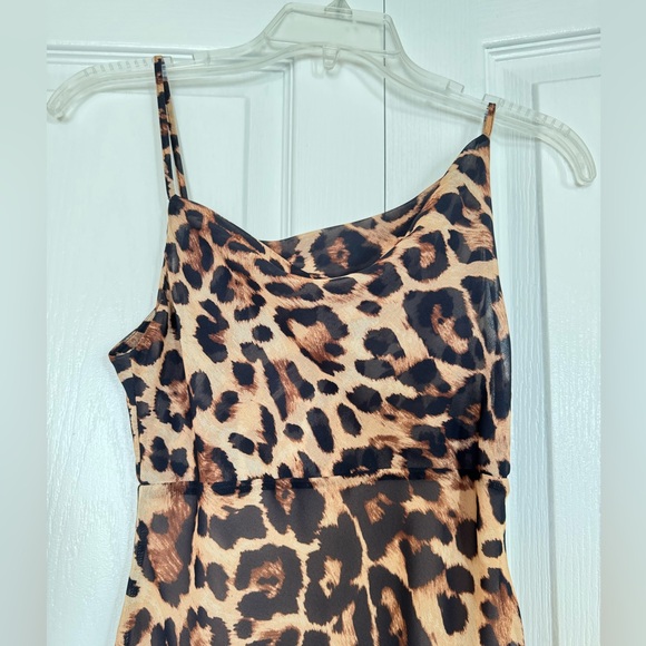 ASOS Leopard Print Maxi Dress‎ - Picture 3 of 8